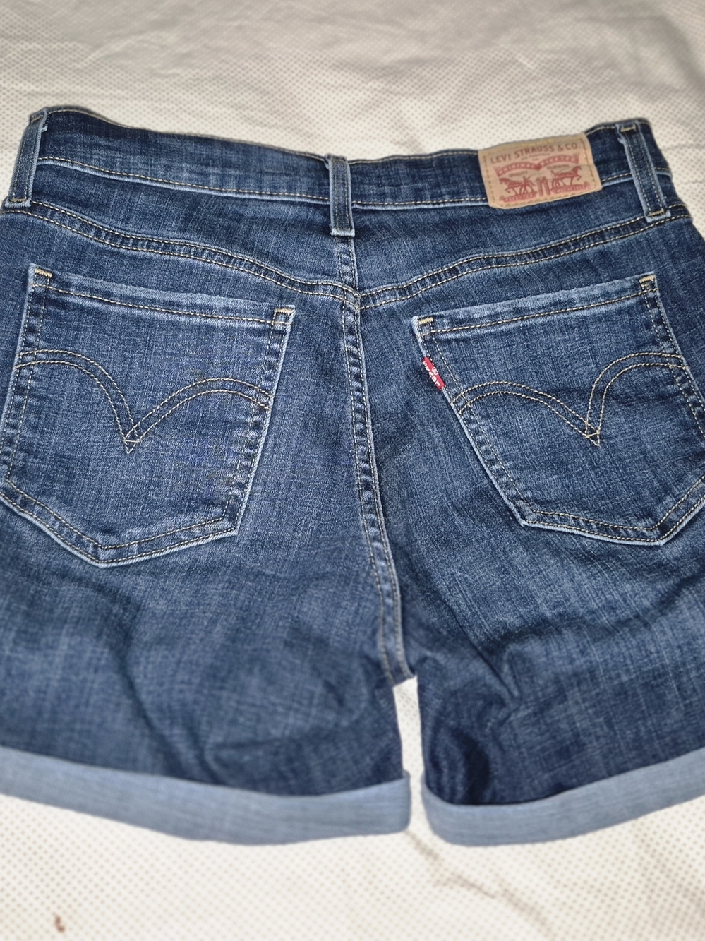 Levis Med Lenth - Picture 4 of 7